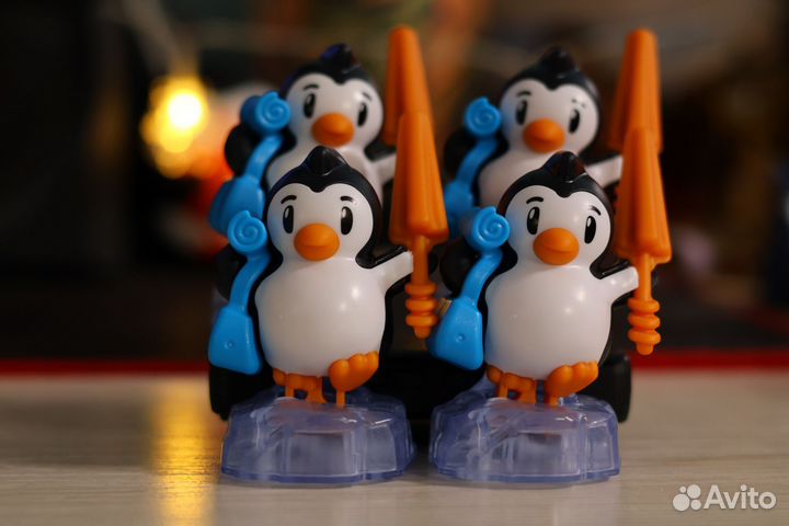 Киндер Сюрприз Макси 2023 Пингвины