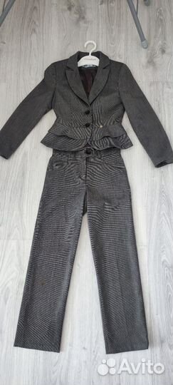 Костюм брючный