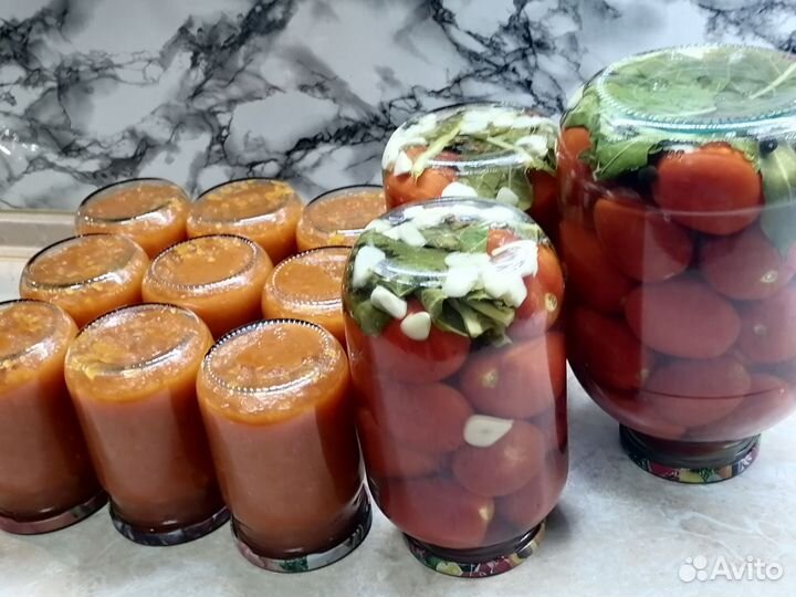 Грибы маринованные, кабачковая икра