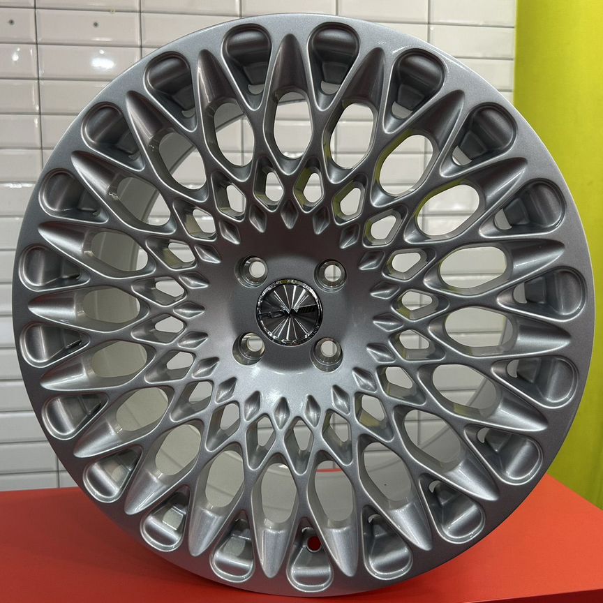 Литые диски PDW Wheels 9069 8×R17 4×100