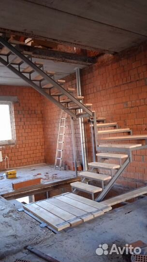 Лестница металлическая
