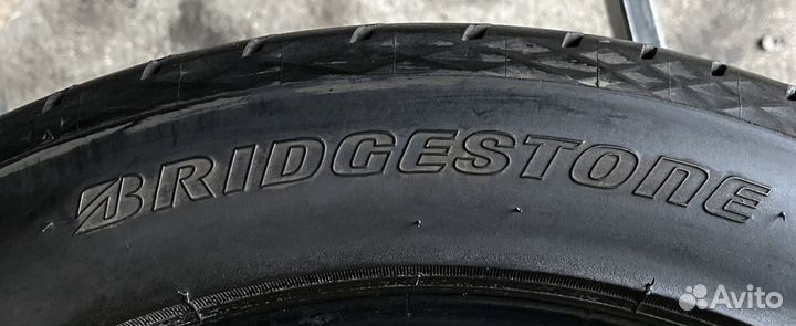 Bridgestone Regno GRVII 225/50 R17