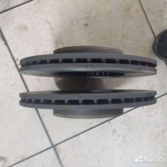 Тормозные диски передние б/у,Шкода октавиа