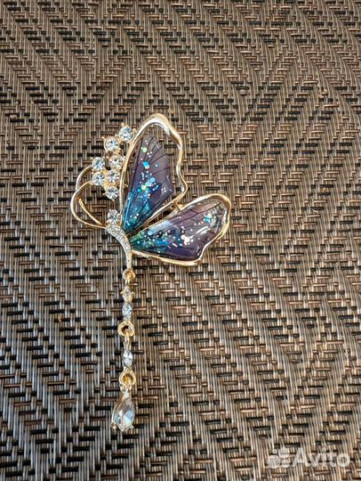 Весенние брошки