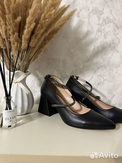 Туфли женские