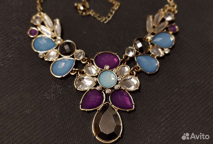 Колье ожерелье