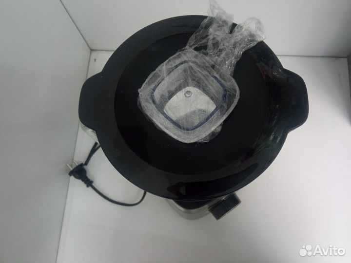 Блендер Philips HR2228