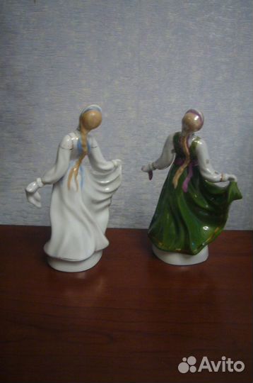 Фарфоровые статуэтки 