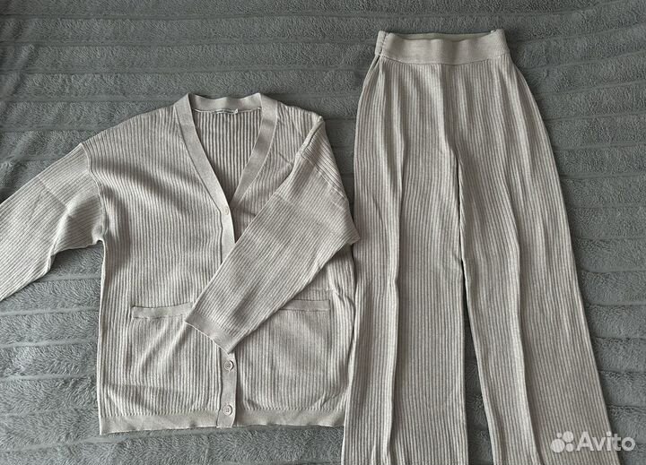 Костюм женский