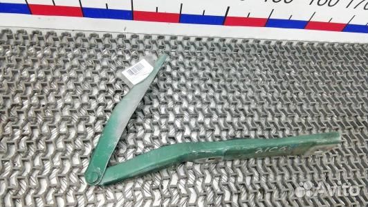 Петля капота jeep grand cherokee WJ (81C06D501)