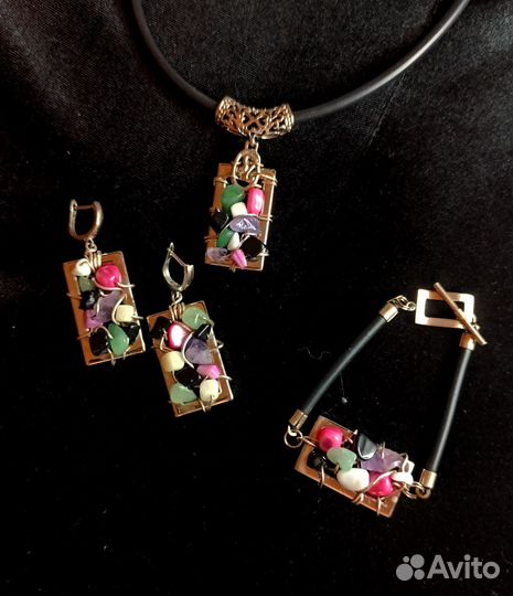 Колье, браслет, серьги сделаны под заказ