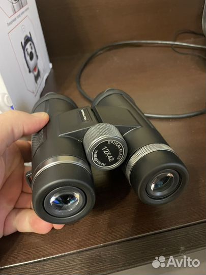 Бинокль 12x42
