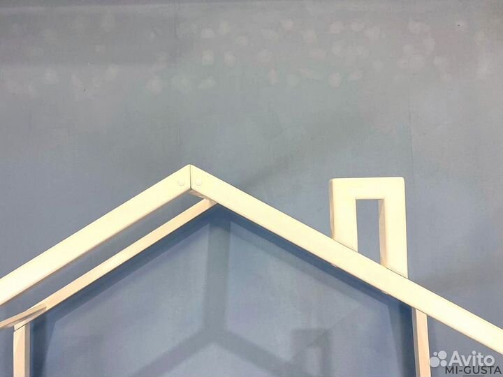 Детская кровать из массива