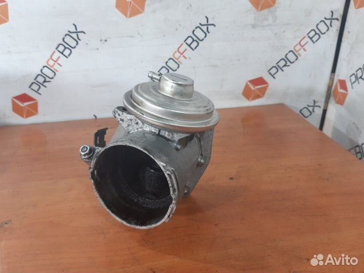 Клапан егр Mercedes E-Class W210 OM611 2.2 CDI