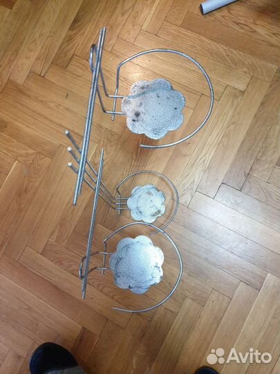 Подставка для цветов настенная