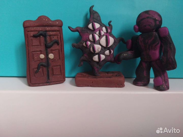 Фигурки из полимерной глины (doors roblox)