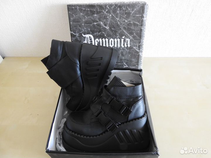 Ботинки Demonia Stomp-15 на платформе США новые