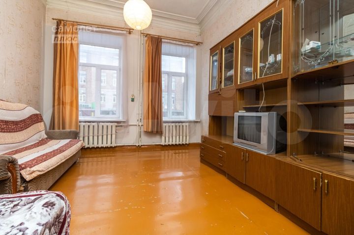 Комната 20 м² в 3-к., 1/3 эт.