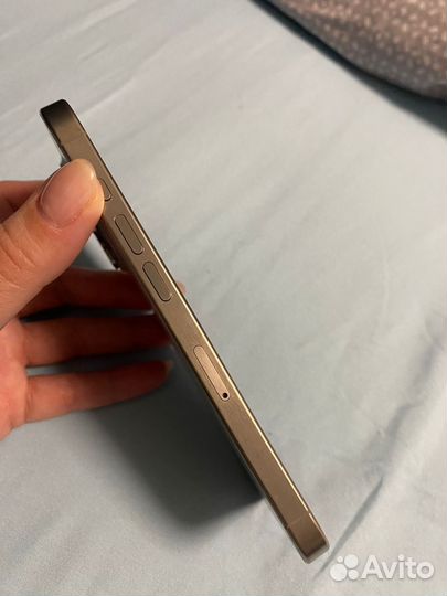 iPhone 15 Pro, 256 ГБ