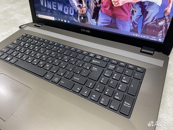 Ноутбук 17,3 i5 GeForce GT740 ssd