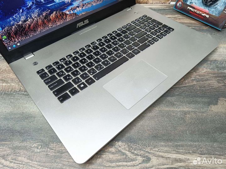 Большой Asus 17 на i7/ GeForce 740m/ SSD+HDD