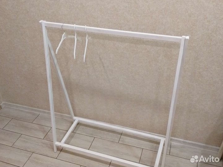 Вешалка детская напольная деревянная