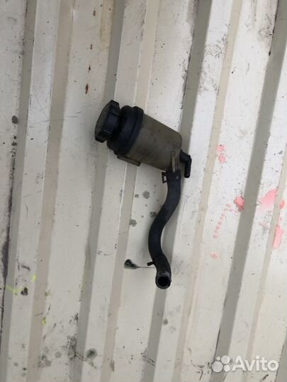 Бачок гура Форд Мондео 4 07-15г