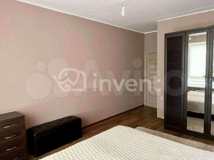 4-к. квартира, 107 м², 3/10 эт.