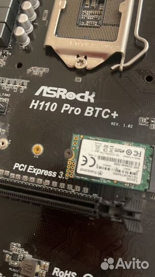 Материнская плата