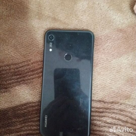 HUAWEI Y6s, 3/64 ГБ