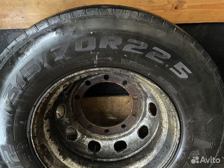 Колеса в сборе r22.5 рулевые