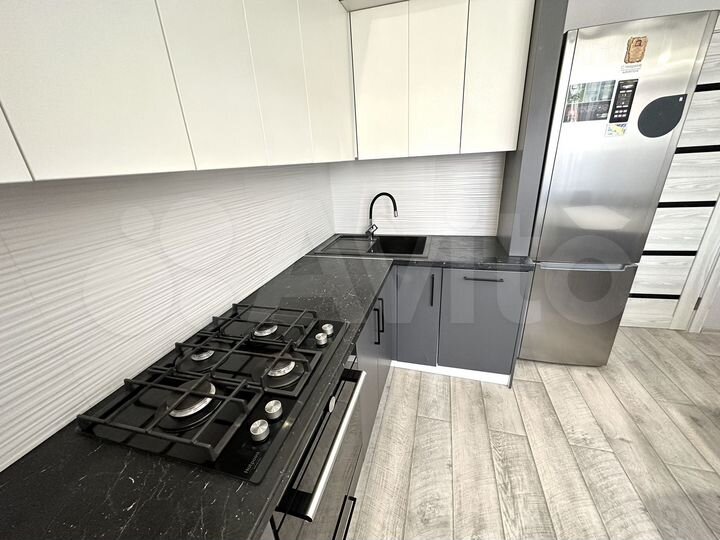 2-к. квартира, 58 м², 14/16 эт.