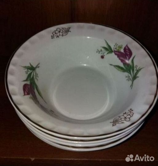 Продам высокие тарелки