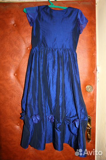 Платье праздничное