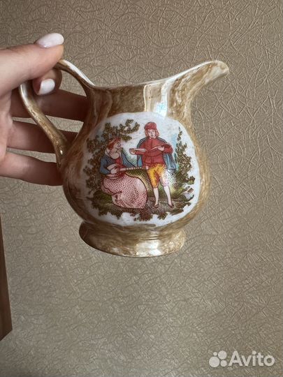 Молочник/соусник с блюдцами фарфор