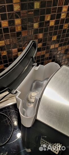 Кофемашина redmond RCM-1503