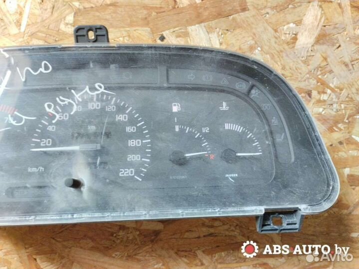 Панель приборов (щиток) Renault Laguna рест. 2001