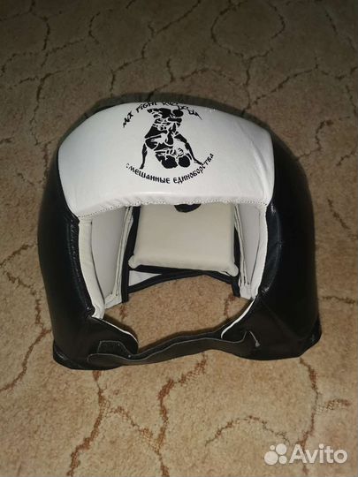 Шлем для смешанных единоборств