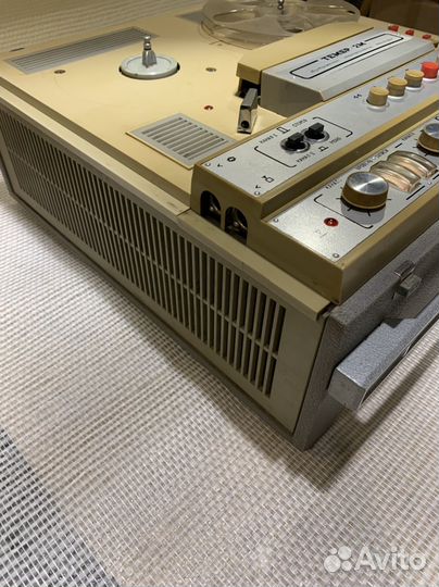 Магнитофон катушечный ''Тембр-2м''