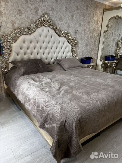 Спальня бу в хорошем состоянии