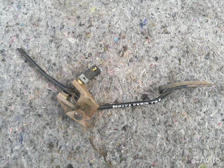 Педаль газа Mazda Demio DW 1.3 1997
