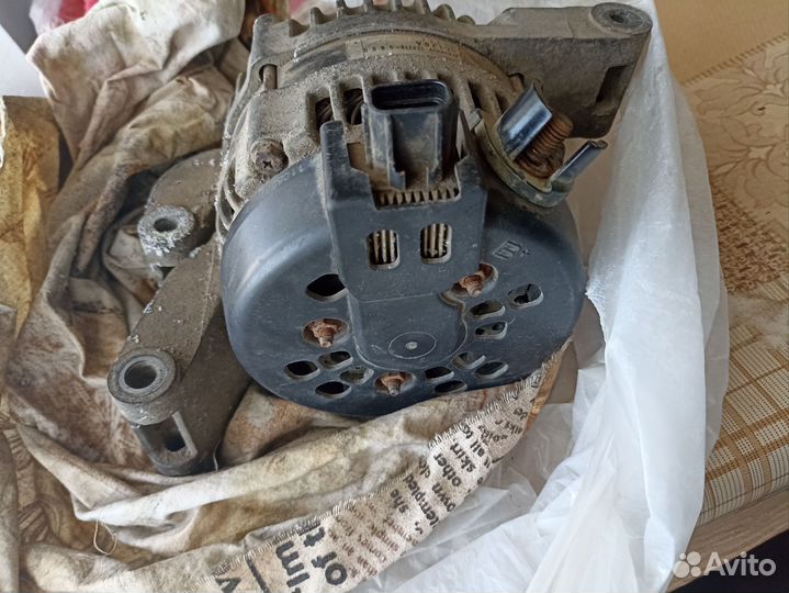 Продам генератор ford