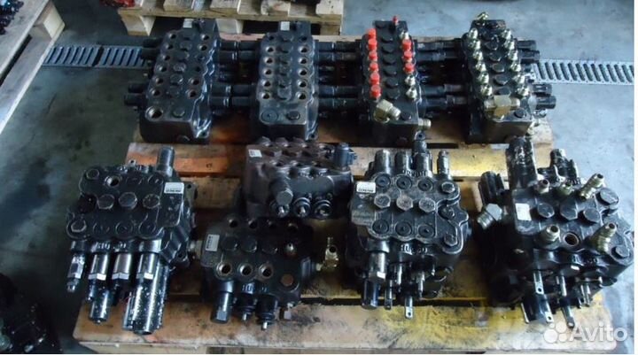 Гидравлический распределитель JCB