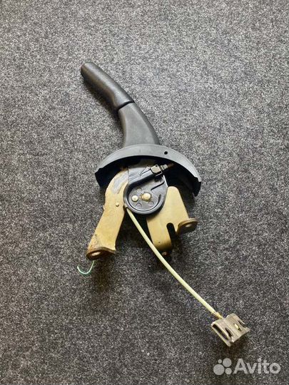 Рычаг стояночного тормоза Mitsubishi Lancer 9 4G18