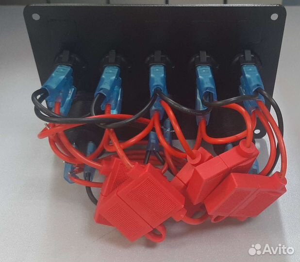 Панель переключателей для лодки