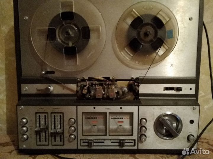 Магнитофон Астра 110-1 нерабочий