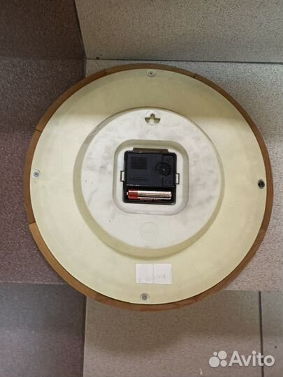 Часы настенные