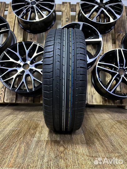 Continental ContiPremiumContact 5 215/55 R17 94V