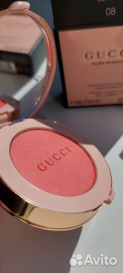 Румяна Gucci 08 Soft Red