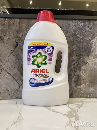 Гель для стирки Ariel 4,2л